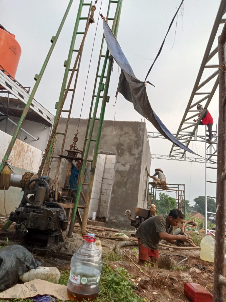Menara Pengeboran Sumur Bor